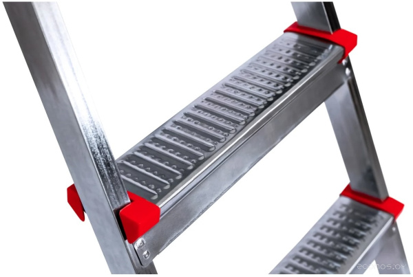 Стремянка 4-х ступ. стальная (max нагр. 150 кг.)  УФУК (perilla)