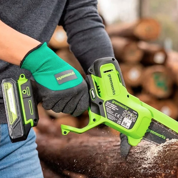 Пила цепная мини аккумуляторная Greenworks 24V (1хАКБ 2Ач и ЗУ) 10см 2008207UA